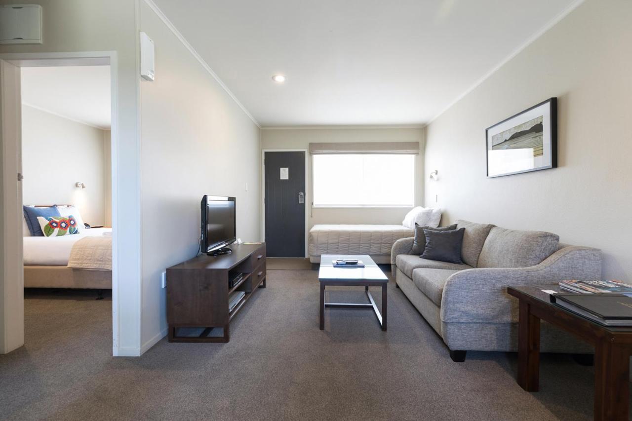 Colonial Court Motor Inn Tauranga Esterno foto